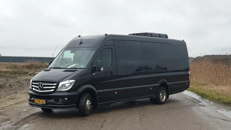 Mercedes-Sprinter-20-persons